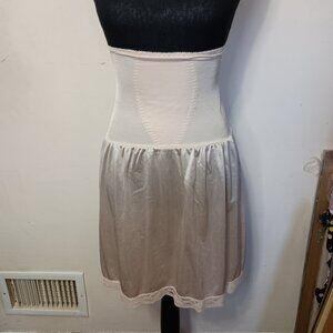 Vintage Youthful Creation Tummy Control Top Silky Beige Half Slip Size Large